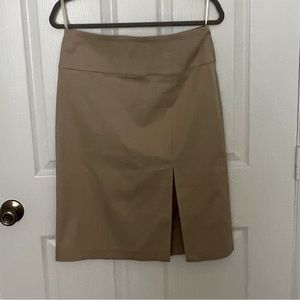 Banana Republic tan pencil skirt